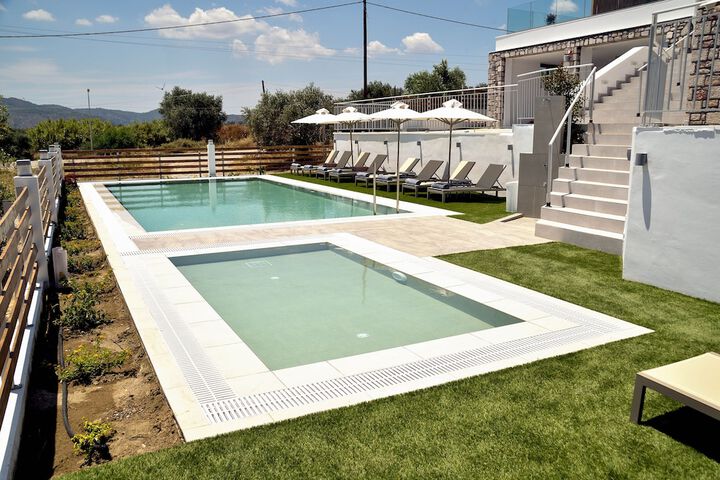 Pool 48 of 72