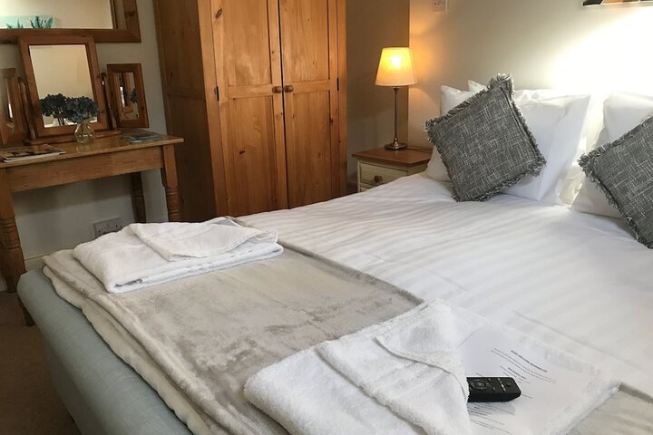 Room 6 of 27