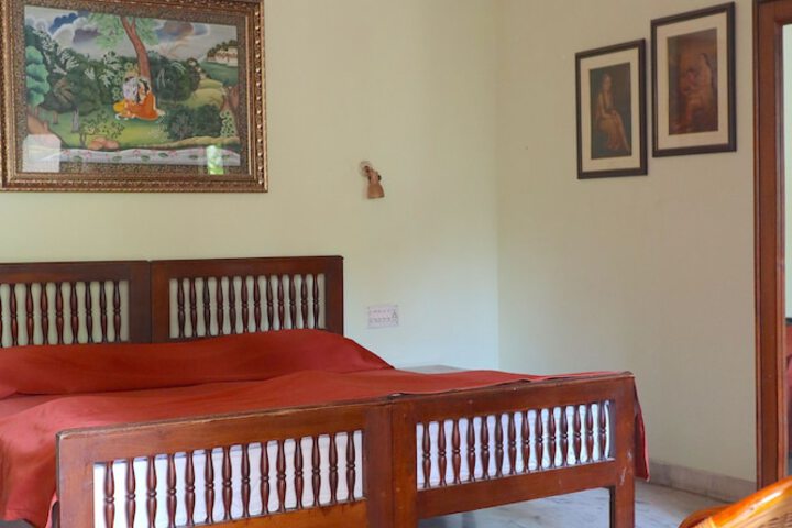 Room 7 of 37