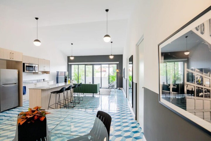 Image of w Lovely 2BR in Santa Ana