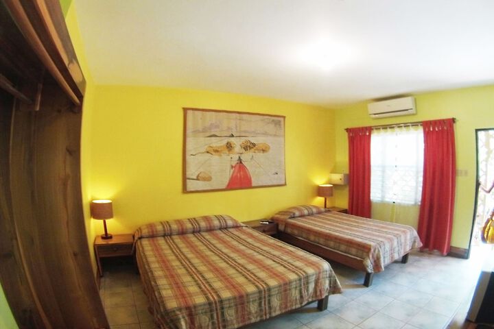 Room 7 of 97