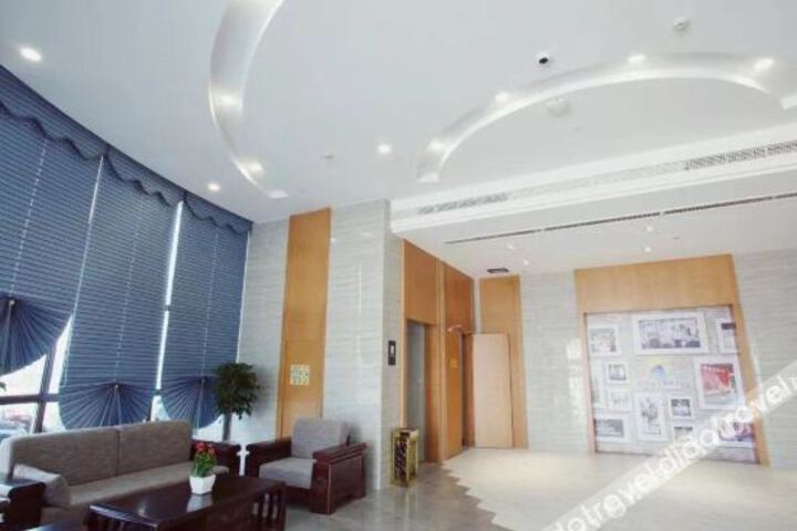Hotel Interior 5 of 18