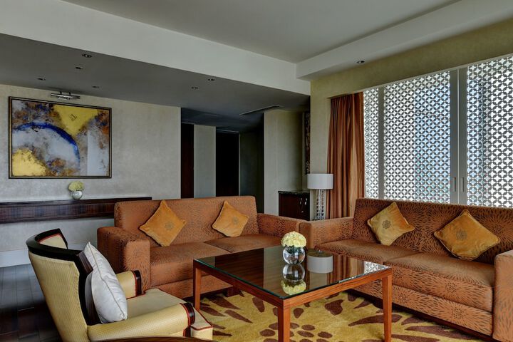 Room 42 of 128