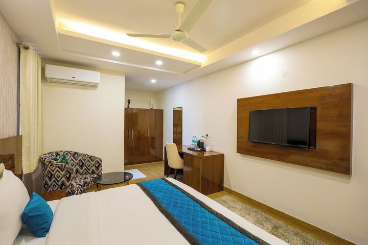 Room 25 of 56