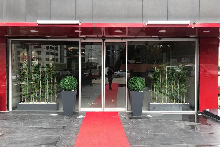 Hotel Exterior 48 of 49