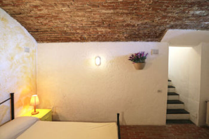 Room 46 of 105