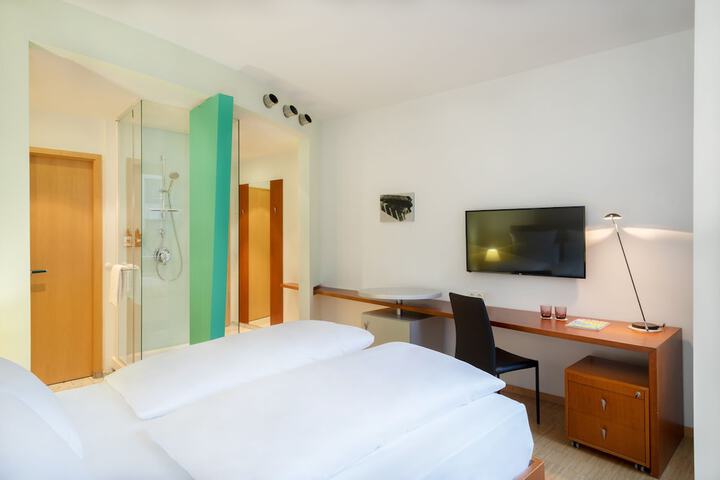 Room 9 of 56