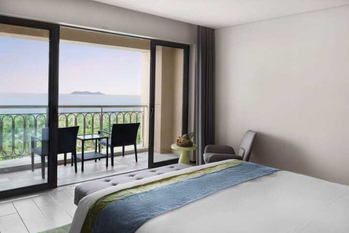 Room 5 of 191