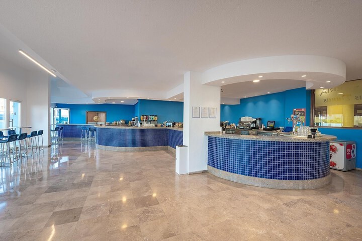 Hotel Interior 16 of 268