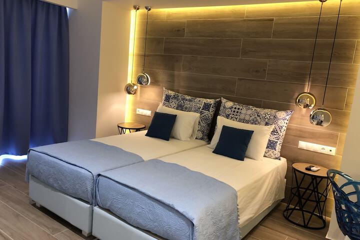 Room 2 of 50