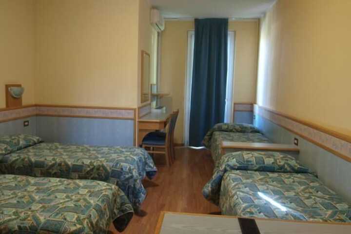 Room 18 of 63