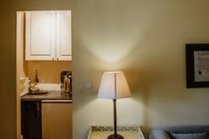 Room 44 of 80