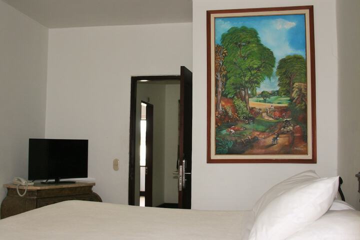 Room 9 of 116