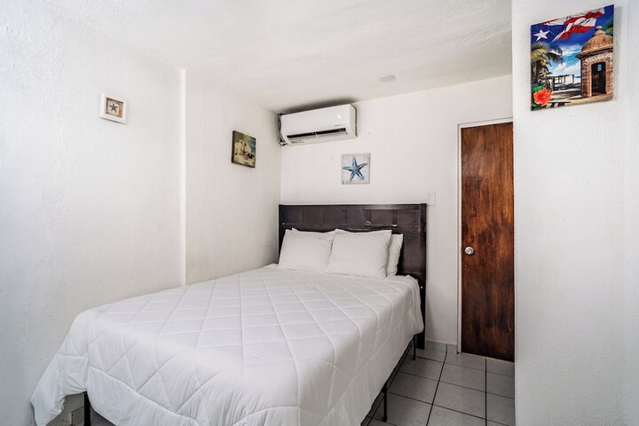 Room 19 of 48