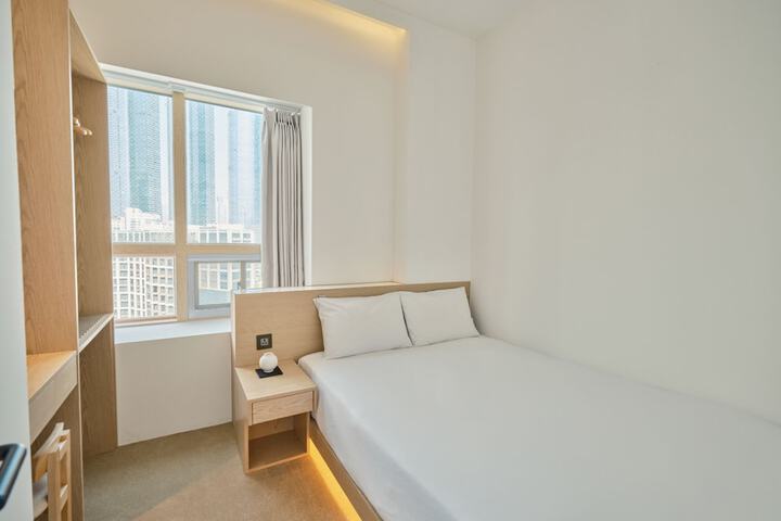 Room 104 of 224