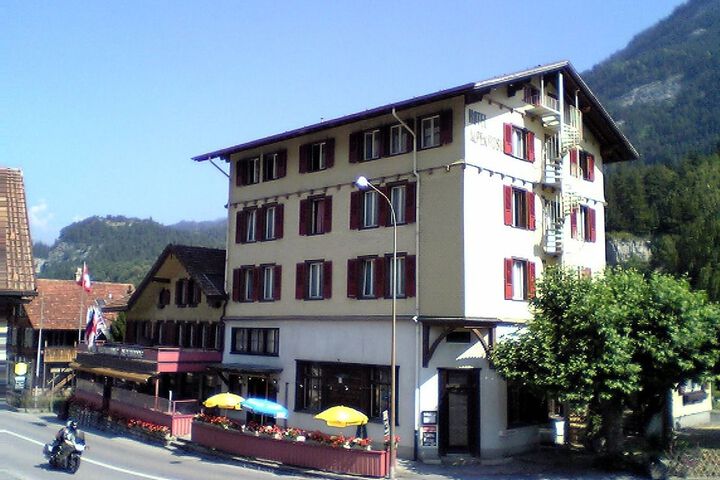 Hotel &  Restaurant Alpenrose in Innertkirchen