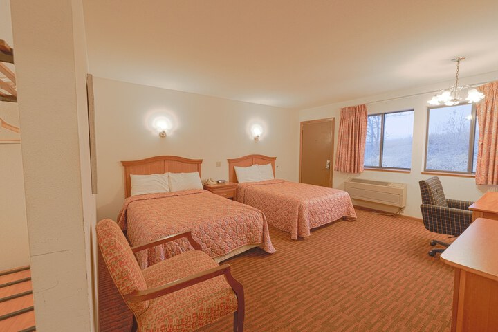 1 King Bed (3 of 22)