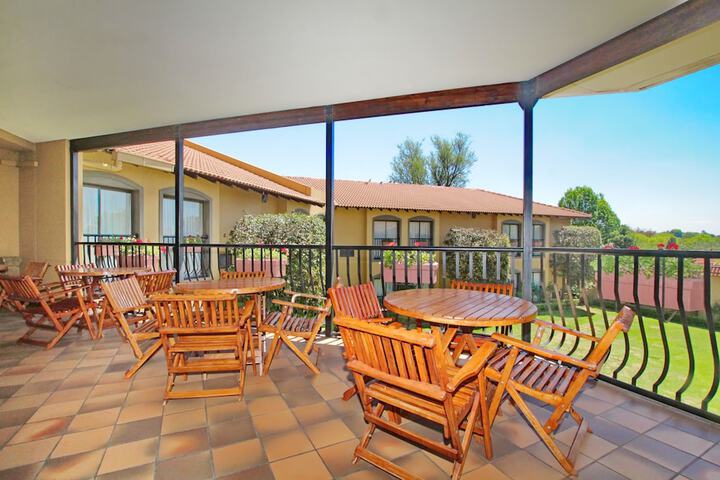 Terrace/Patio 9 of 52