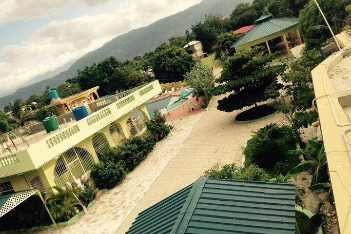 Hotel 3 of 48