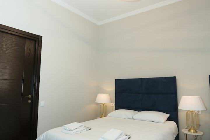 Room 6 of 36