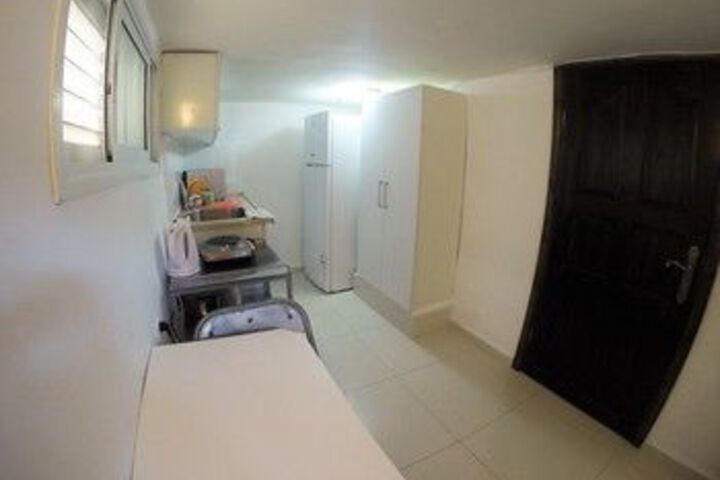 Room 65 of 133