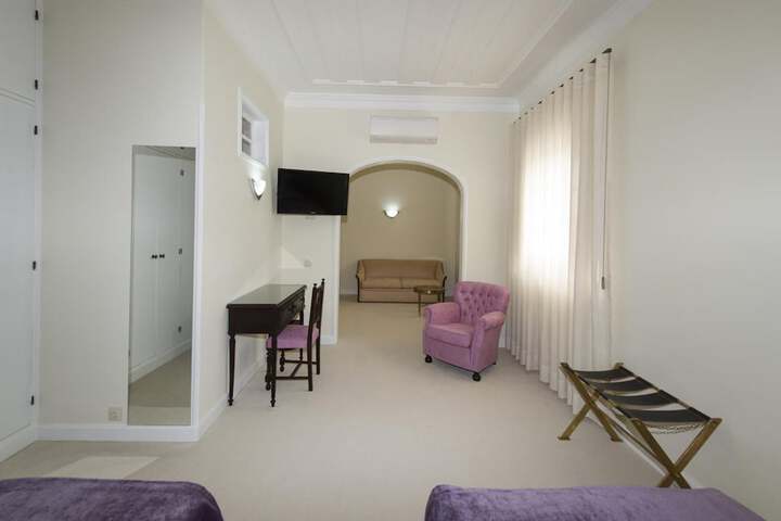 Room 28 of 57
