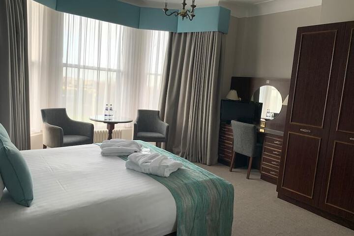 Room 38 of 54