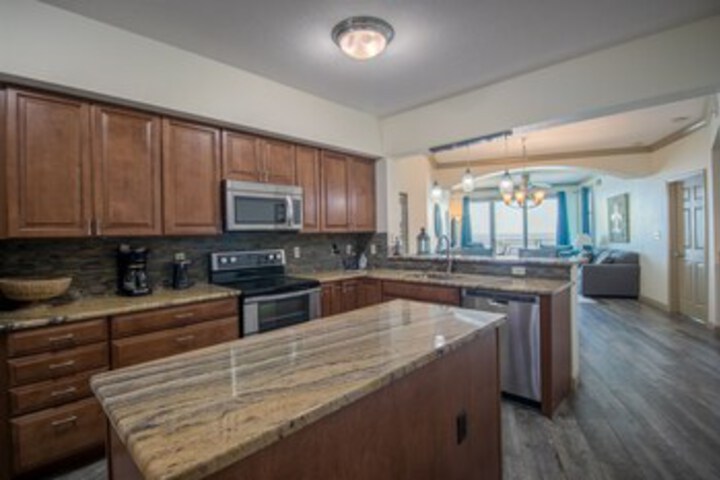 Image of Legacy Towers-Legacy II 904