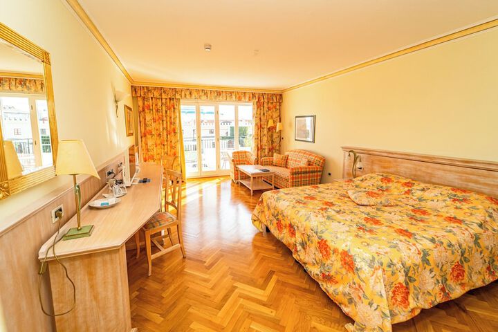 Room 15 of 67