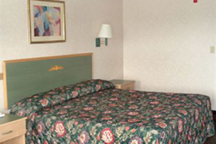 Room 3 of 6