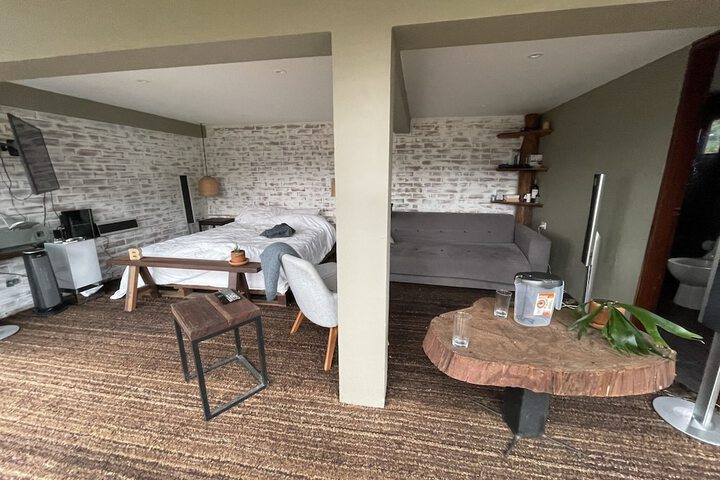 Room 11 of 55