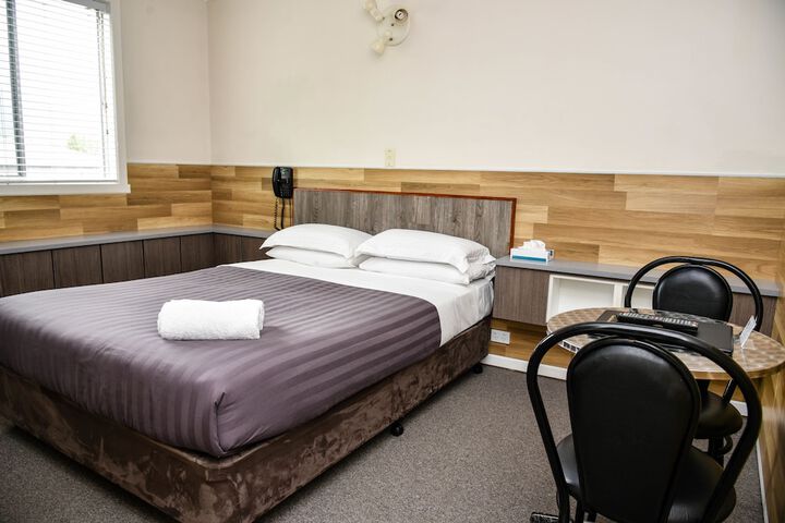 Room 13 of 46
