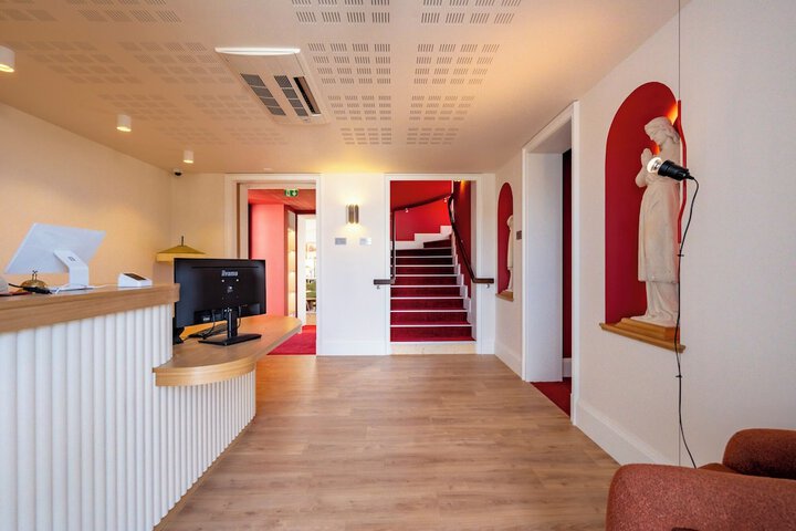 Hotel Interior 2 of 79