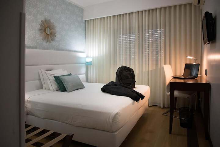 Room 28 of 51