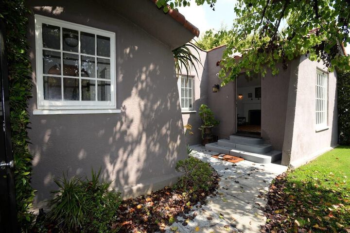 Property Grounds 36 of 38