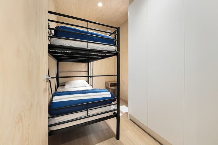 Room 19 of 89