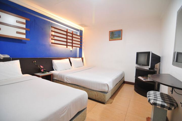 Room 21 of 47