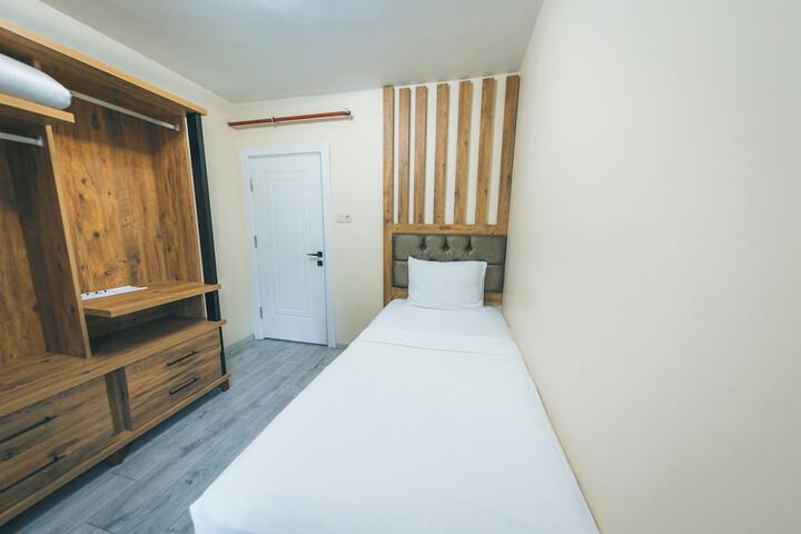 Room 19 of 60