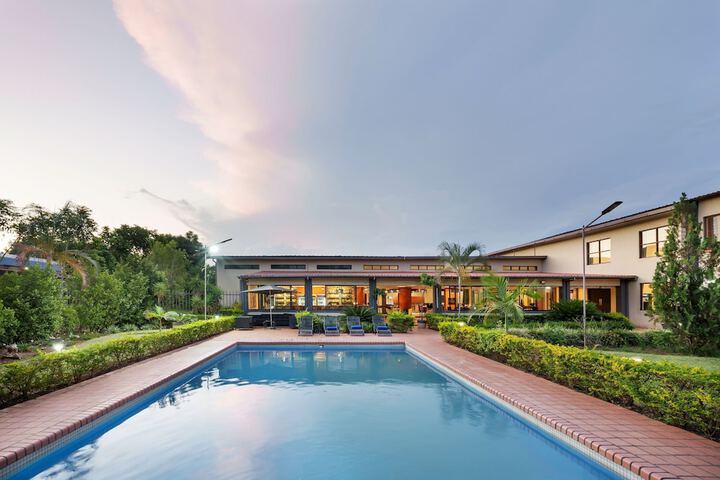 Pools & Facilities