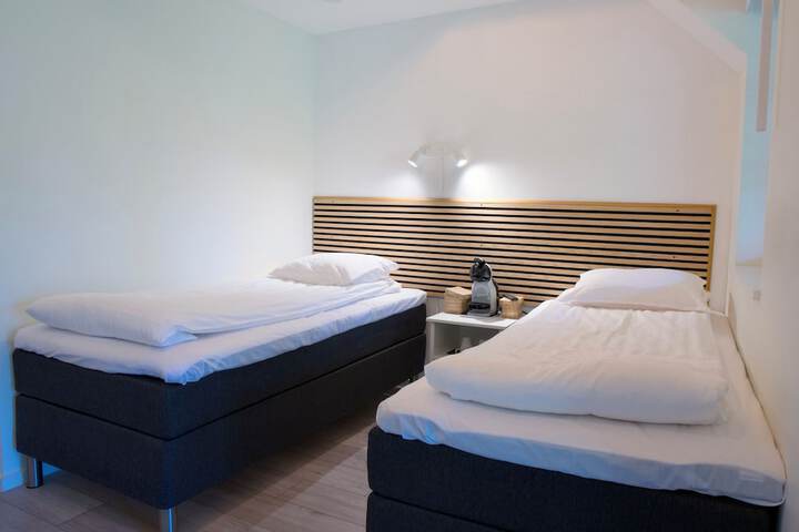 Room 16 of 54