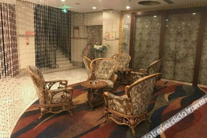 Hotel Interior 5 of 15