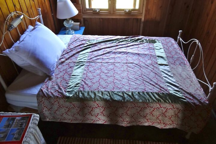 Room 2 of 19