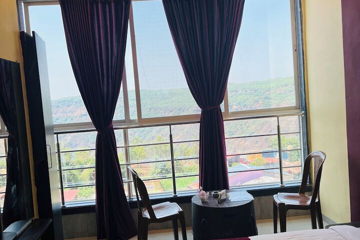 Room 20 of 44