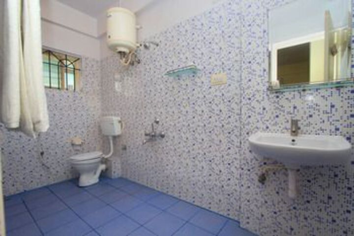 Room 2 of 23