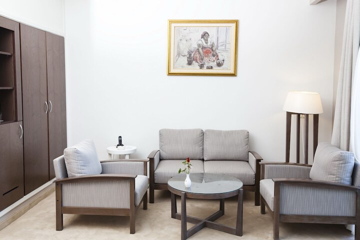 Room 10 of 61