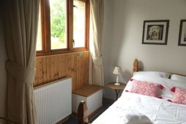 Room 9 of 20