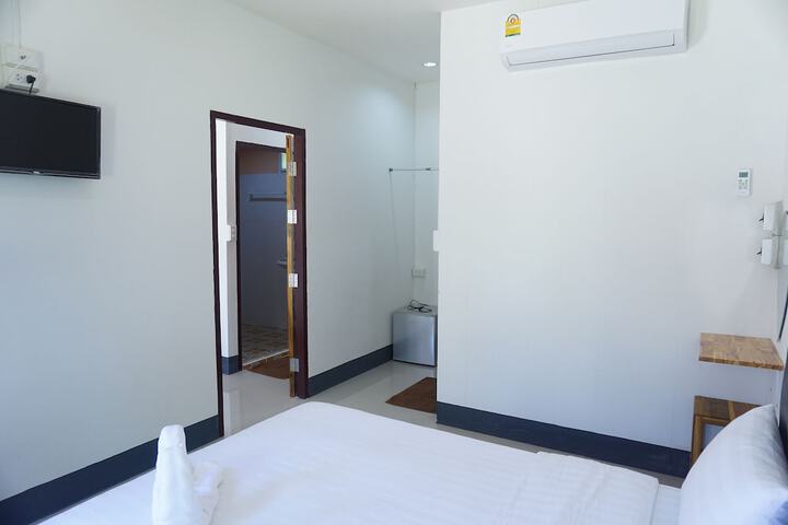 Room 18 of 21