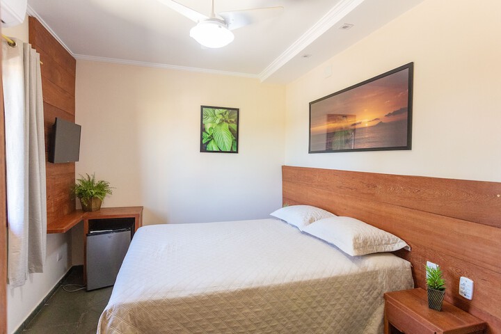 Room 12 of 81