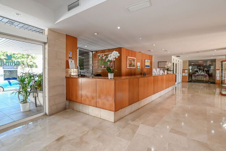 Hotel Interior 11 of 149