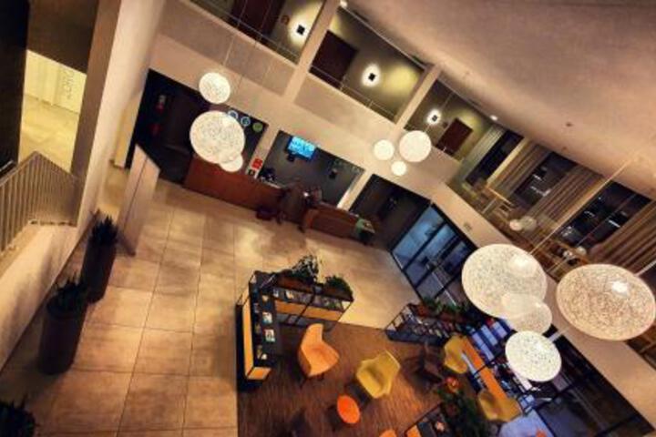 Guest Lobby